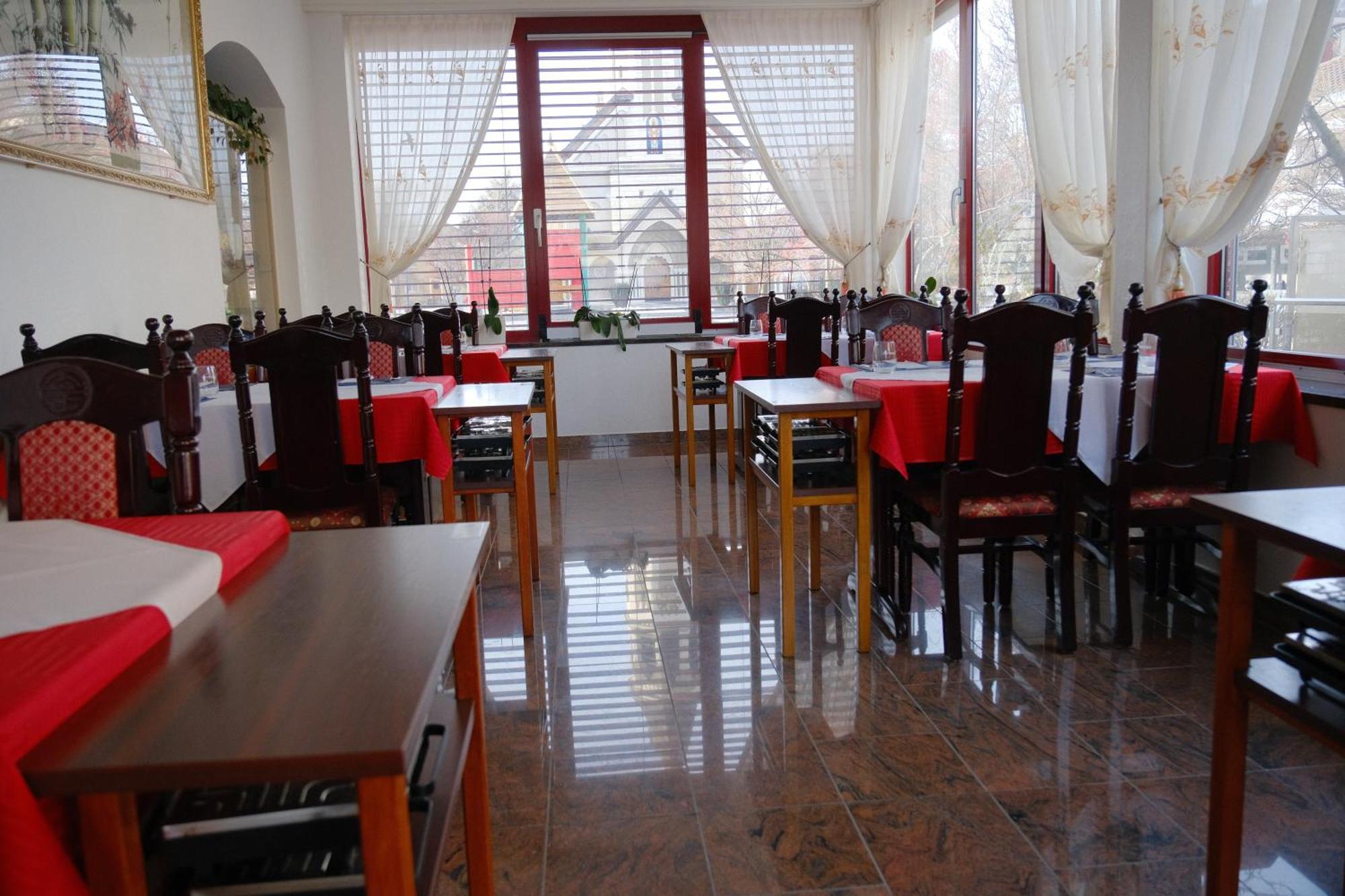 Today Appartement Famille Chippis Zewnętrze zdjęcie